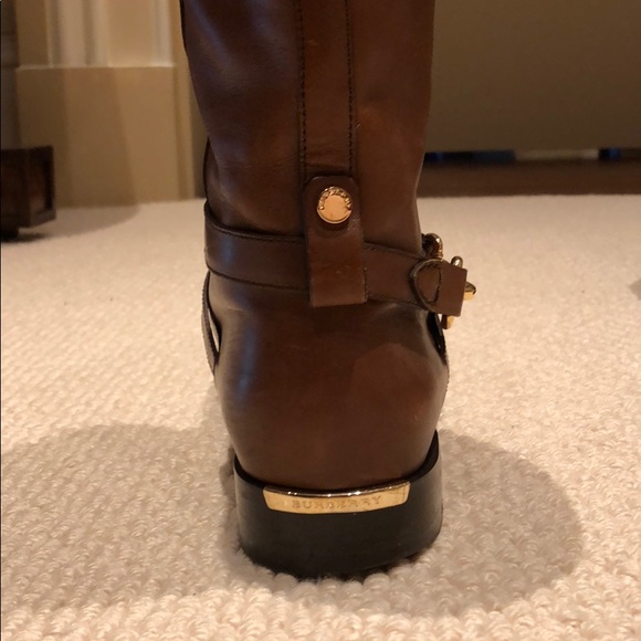 Burberry Riding Boot - Picture 4 of 6